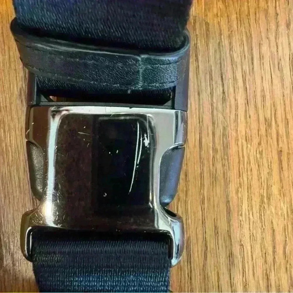 Tumi Voyageur Cassidy Satchel in Dark Navy Luggage Sleeve Dark Silver Hardware - Picture 13 of 16